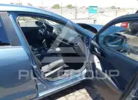 2016 Mazda 3 фото