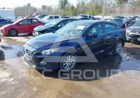 2016 Mazda 3 photo