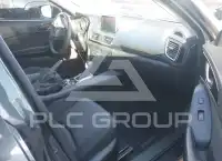 2016 Mazda 3 фото