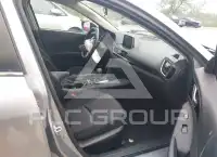 2016 Mazda 3 фото