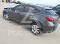 2016 Mazda 3 photo