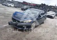 2016 Mazda 3 photo