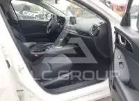 2016 Mazda 3 фото