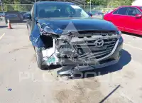 2016 Mazda 3 photo