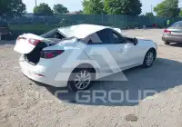 2016 Mazda 3 photo