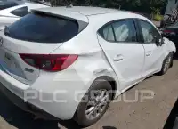 2016 Mazda 3 фото