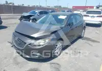 2016 Mazda 3 фото