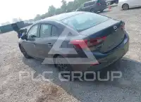 2016 Mazda 3 фото