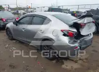 2016 Mazda 3 фото