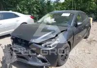 2016 Mazda 3 фото
