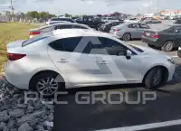 2016 Mazda 3 фото