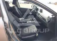 2016 Mazda 3 фото