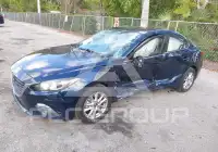 2016 Mazda 3 photo