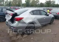 2016 Mazda 3 фото