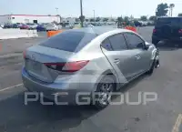2016 Mazda 3 photo