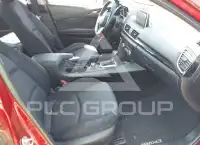 2016 Mazda 3 photo