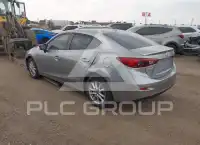 2016 Mazda 3 photo