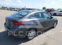 2016 Mazda 3 фото