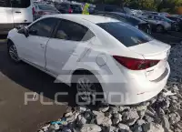 2016 Mazda 3 фото
