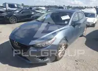 2016 Mazda 3 photo