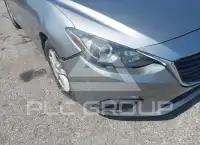 2016 Mazda 3 photo