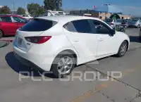 2016 Mazda 3 фото