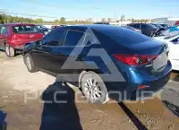 2016 Mazda 3 photo