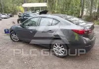 2016 Mazda 3 photo