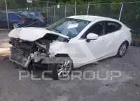 2016 Mazda 3 фото
