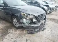 2016 Mazda 3 фото
