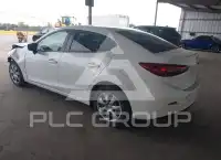 2016 Mazda 3 photo