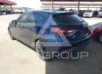 2016 Mazda 3 photo