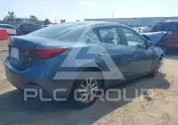 2016 Mazda 3 photo