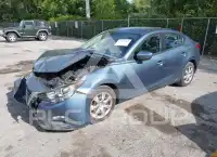 2016 Mazda 3 photo