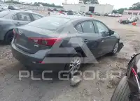 2016 Mazda 3 фото