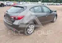 2016 Mazda 3 photo
