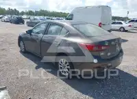 2016 Mazda 3 photo