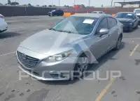 2016 Mazda 3 photo