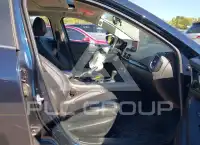 2016 Mazda 3 photo
