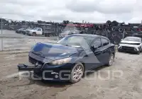 2016 Mazda 3 photo