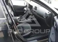 2016 Mazda 3 photo