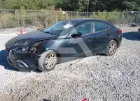 2016 Mazda 3 photo