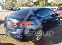2016 Mazda 3 photo