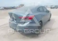 2016 Mazda 3 photo
