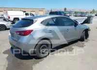 2016 Mazda 3 photo