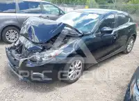 2016 Mazda 3 photo
