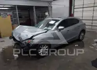 2016 Mazda 3 photo
