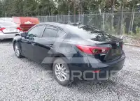 2016 Mazda 3 photo