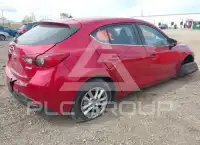 2016 Mazda 3 photo