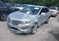 2016 Lincoln MKC photo